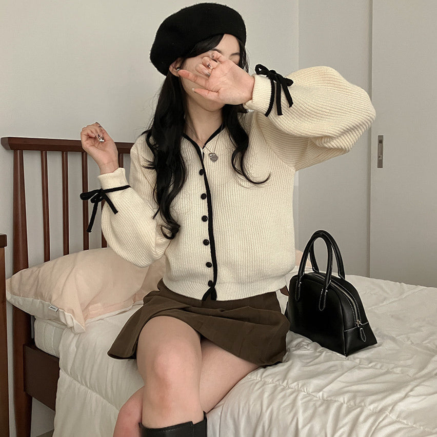 【現貨白】🎀滾邊絲帶V領長袖針織開衫