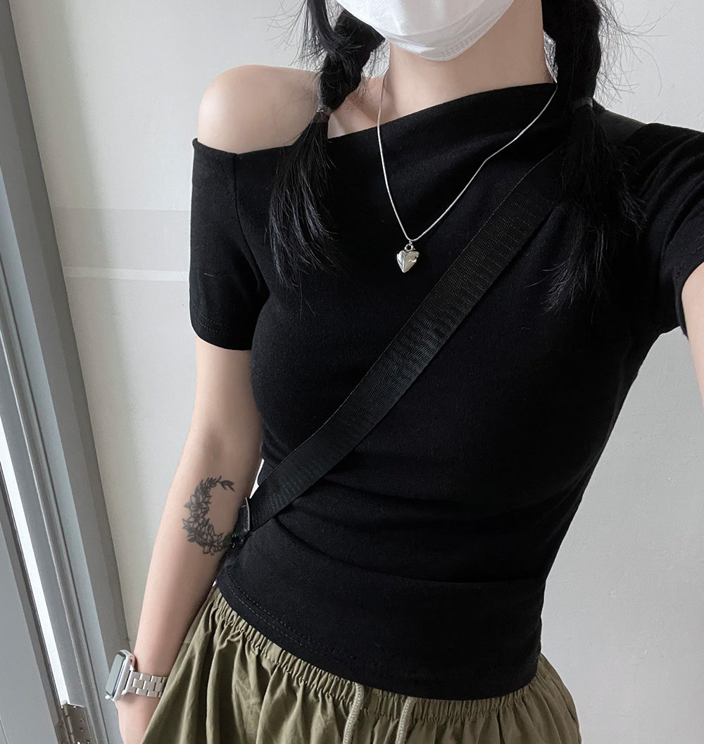 【現貨navy】💕韓製可愛露肩短袖T恤