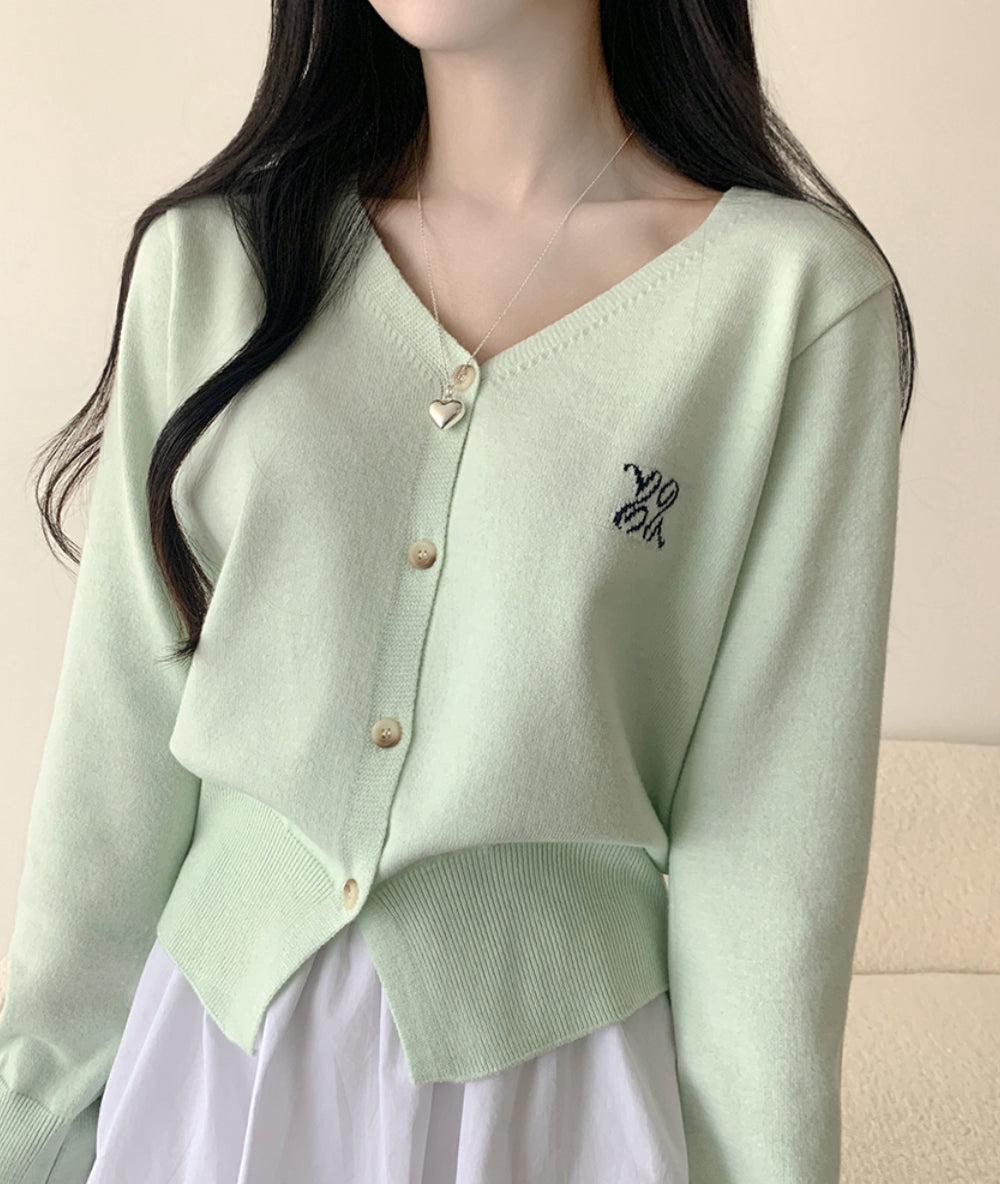 【現貨灰】🥯柔和色彩刺繡字母開襟衫