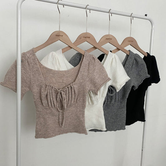 方領抽褶泡泡肩短袖針織衫