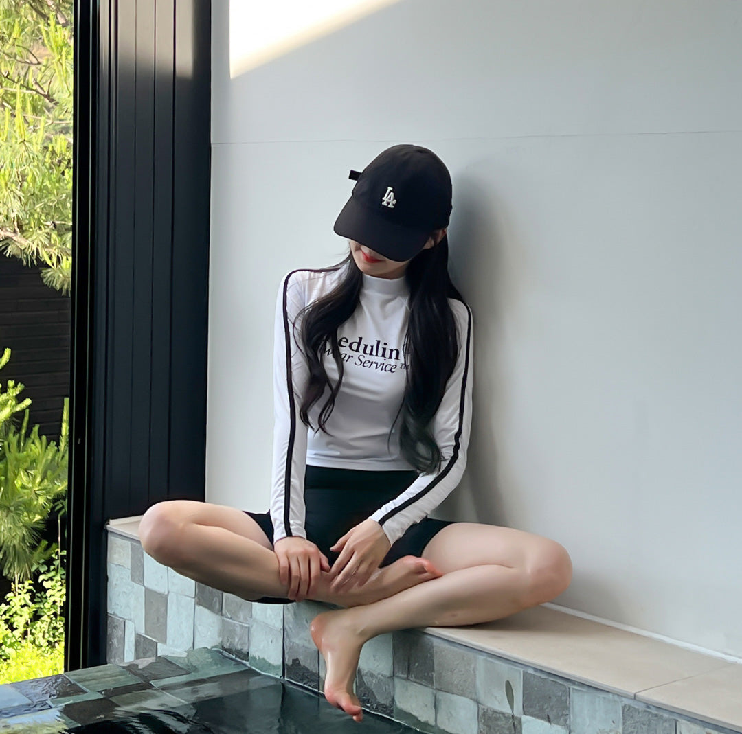 韓製🇰🇷Schedulin印花防曬長袖泳衣