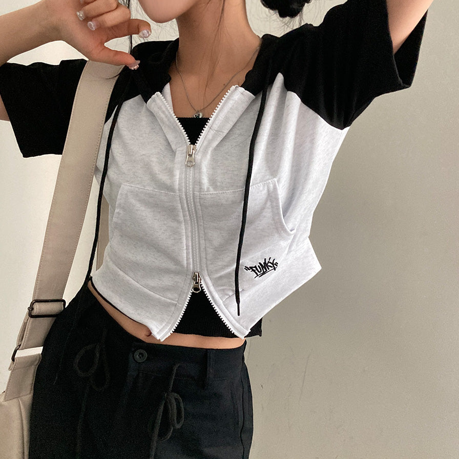 【現貨khaki】Funky刺繡連帽拼色短袖拉鍊外套