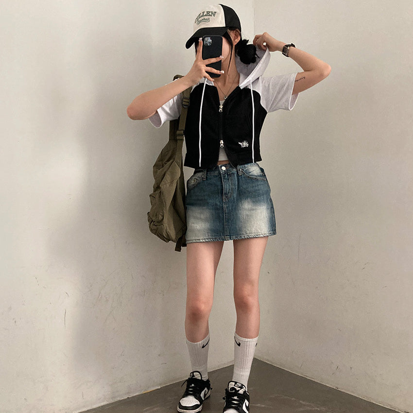 【現貨khaki】Funky刺繡連帽拼色短袖拉鍊外套