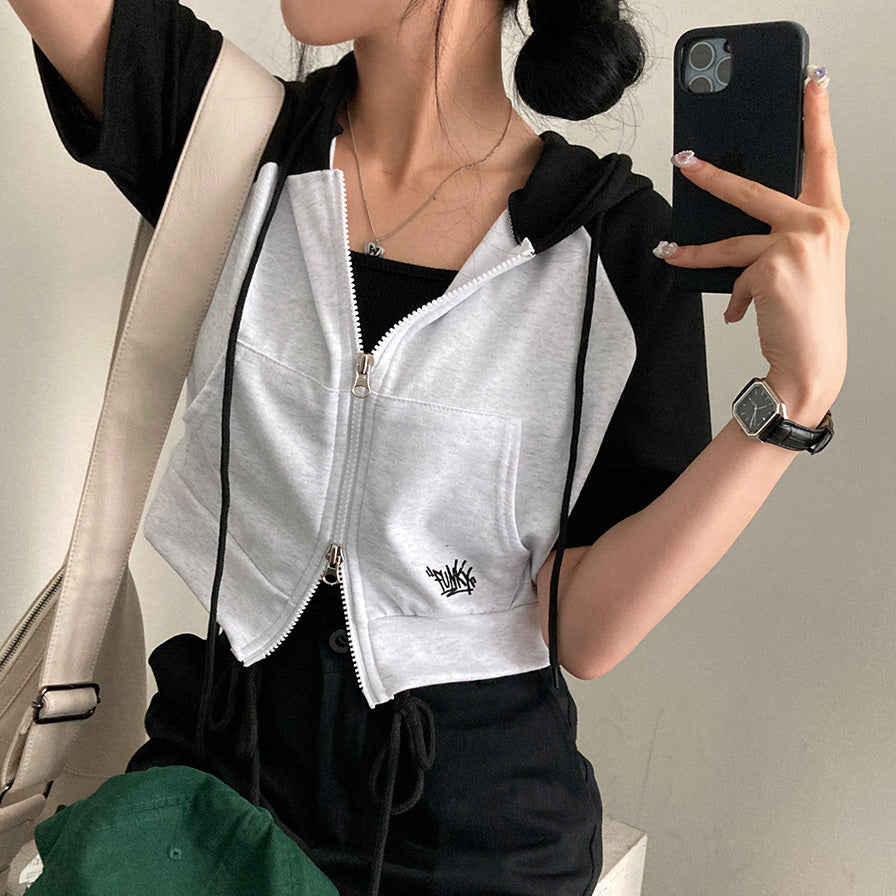 【現貨khaki】Funky刺繡連帽拼色短袖拉鍊外套
