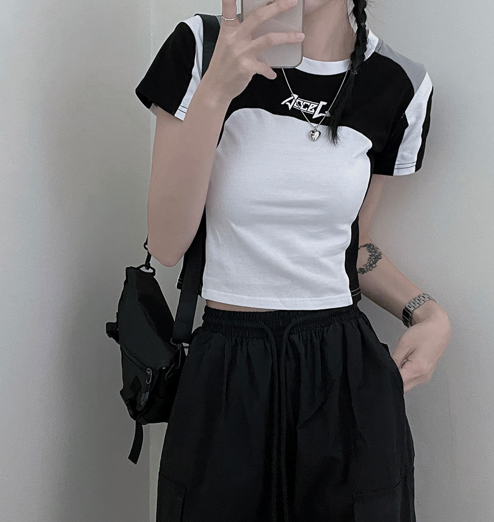 【街頭Look】🏙拼色獨特短款短袖T恤