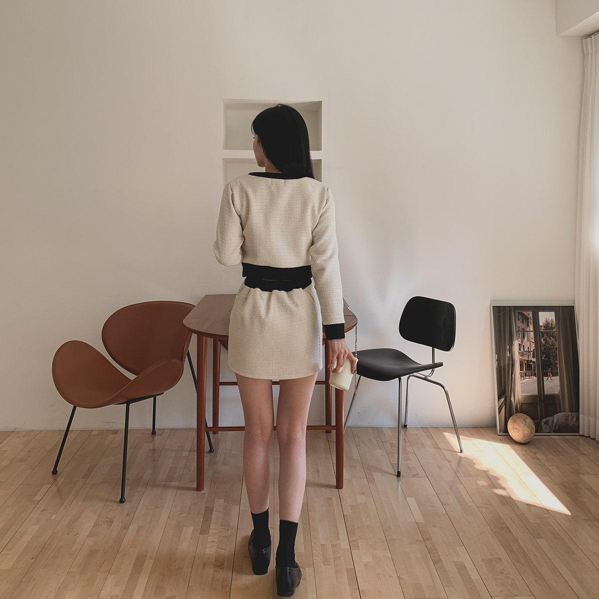 暗花呢珍珠扣小香套裝<KR> - IKIMSTORE