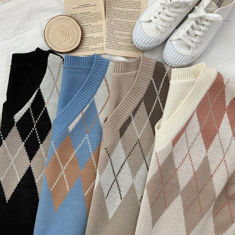 【現貨Beige】撞色菱格針織背心<KR> - IKIMSTORE