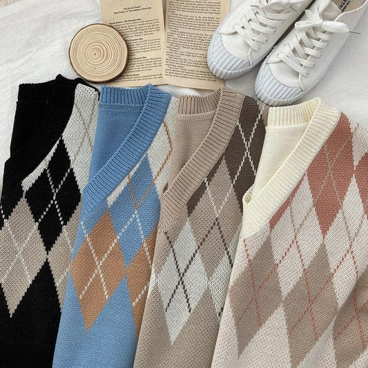 【現貨Beige】撞色菱格針織背心<KR> - IKIMSTORE