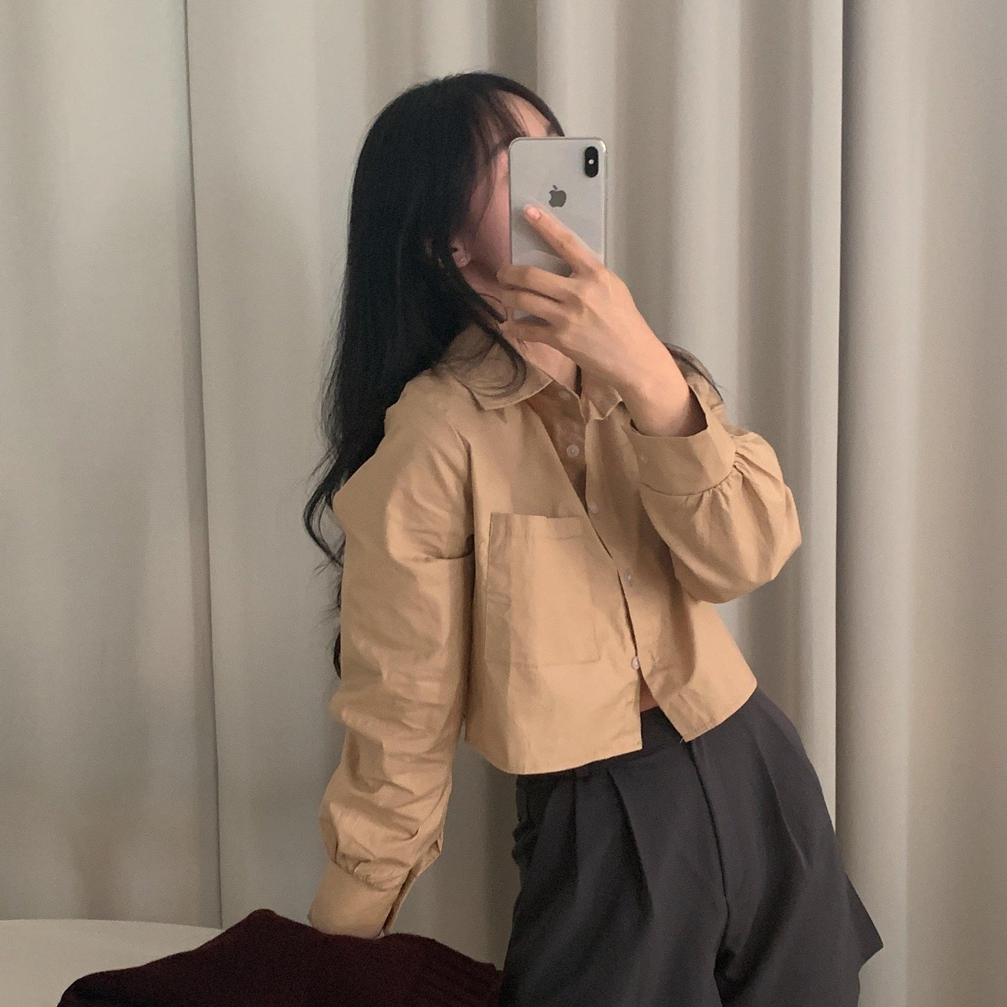 【現貨beige/好面料!】素色口袋短款恤衫(4color) - IKIMSTORE
