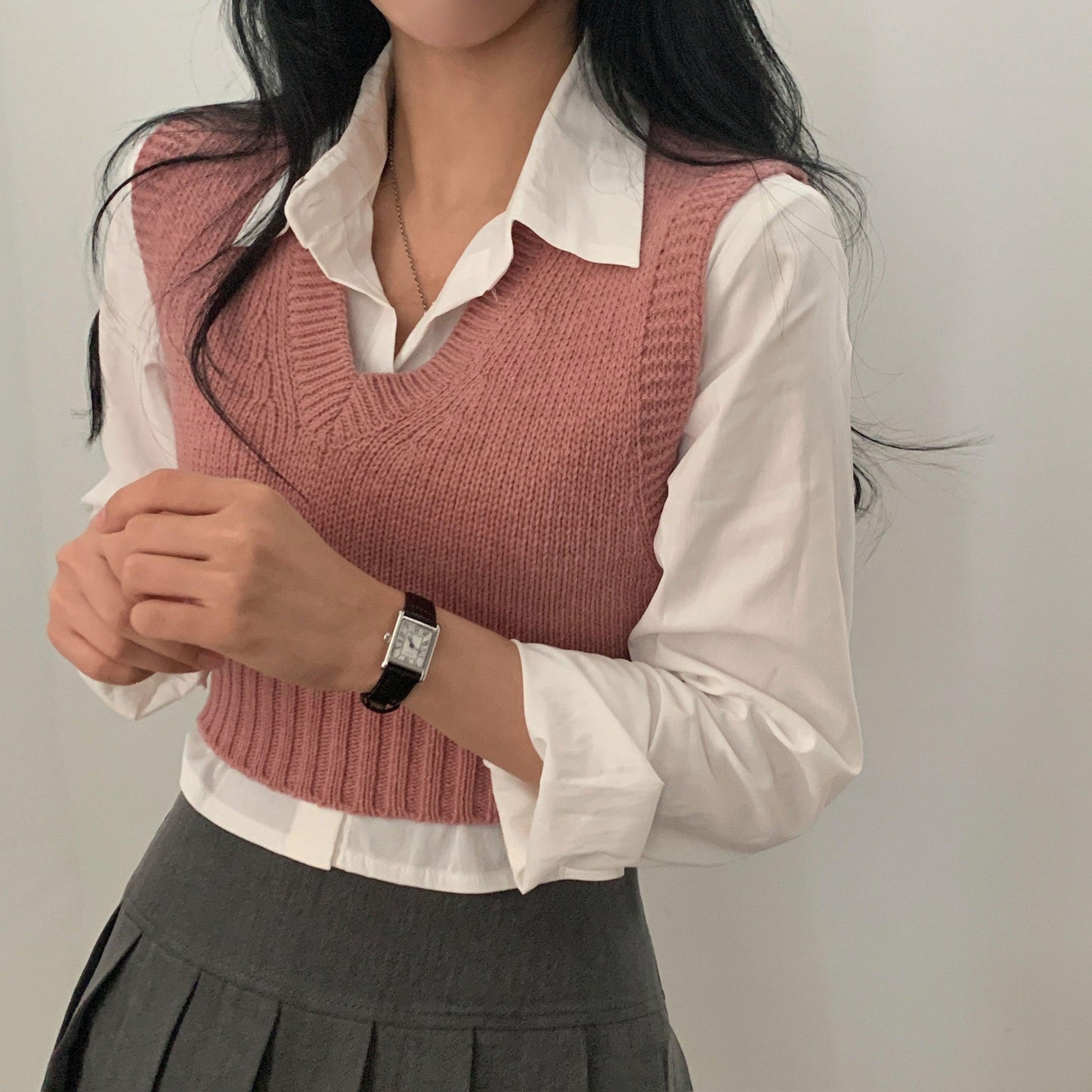 【春季新款/10色】韓製V領短款針織背心 - IKIMSTORE