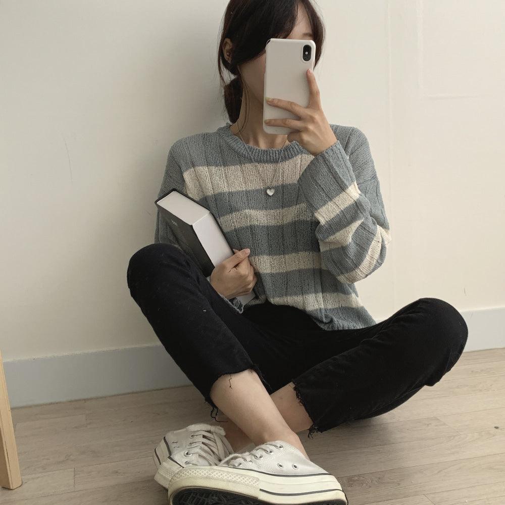 【現貨Beige/寬鬆薄款】韓製直坑條紋針織上衣<KR> - IKIMSTORE