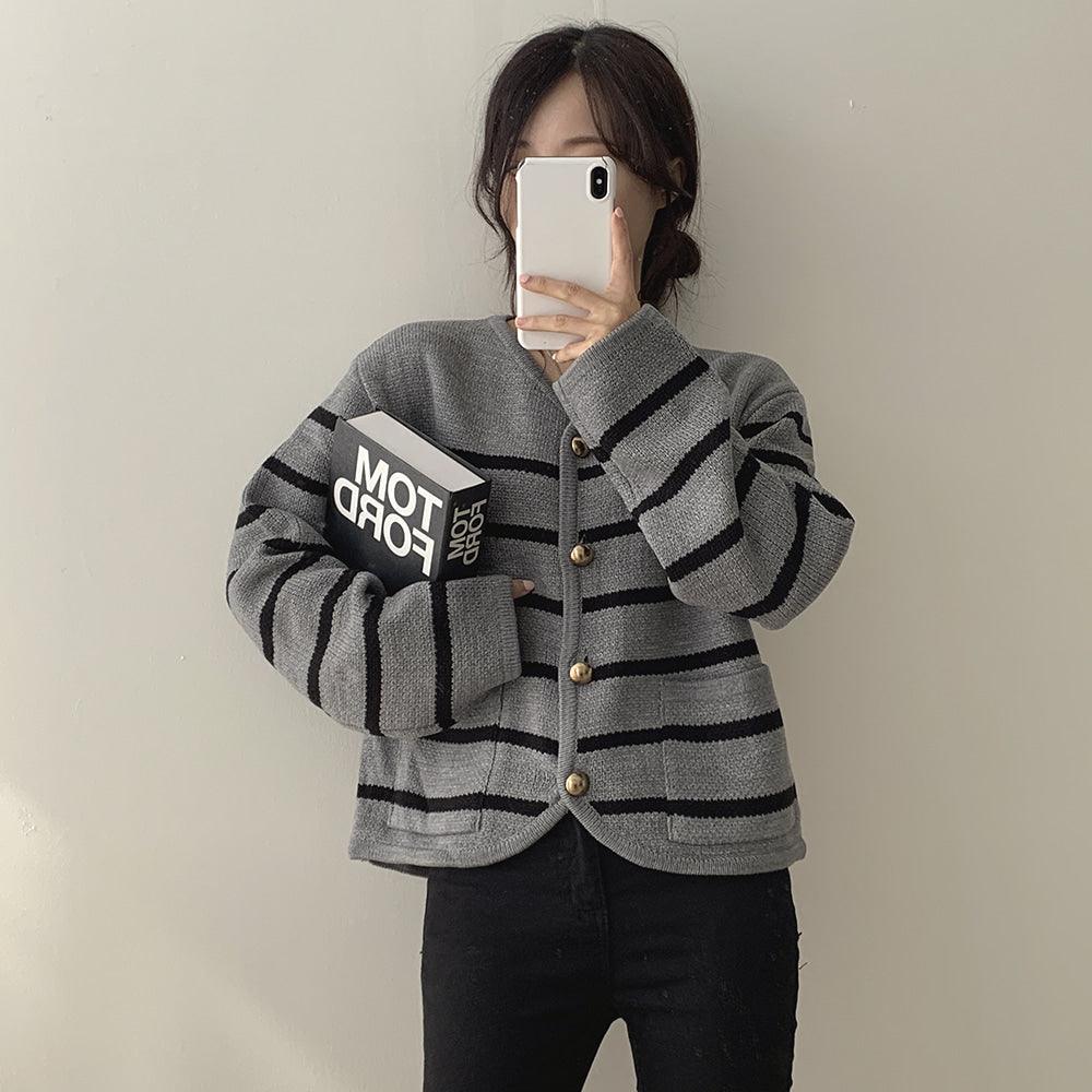 【現貨白黑】韓製條紋金扣口袋外套<KR> - IKIMSTORE