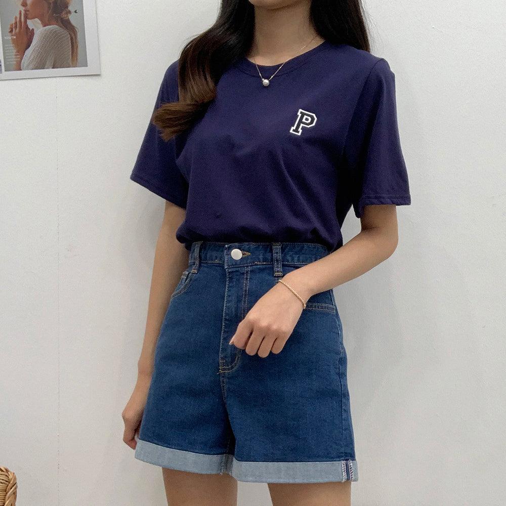 韓製簡約P字貼布短袖T恤<KR> - IKIMSTORE