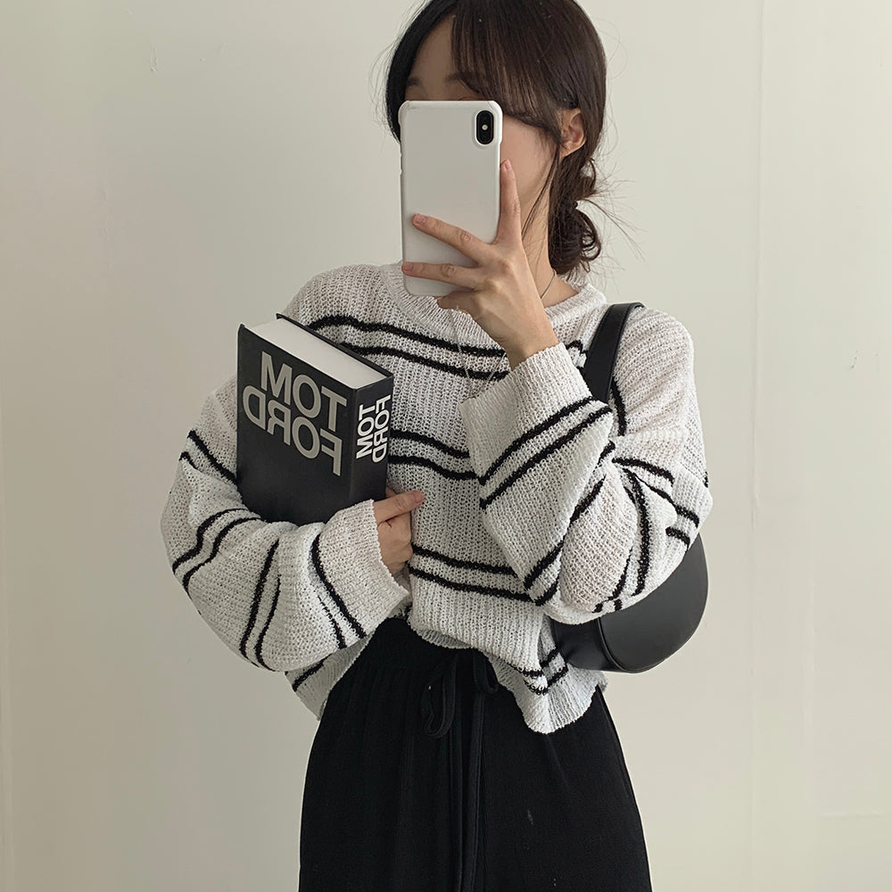 女友感薄款條紋針織衫