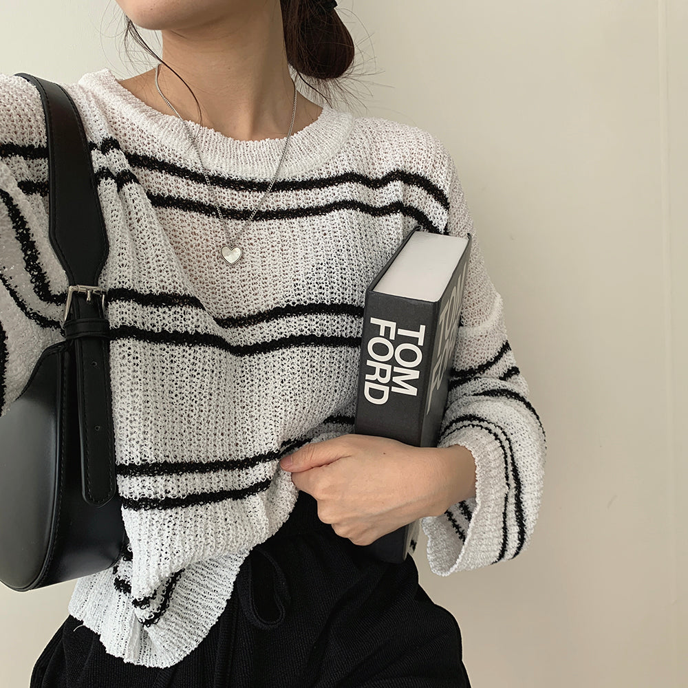 女友感薄款條紋針織衫