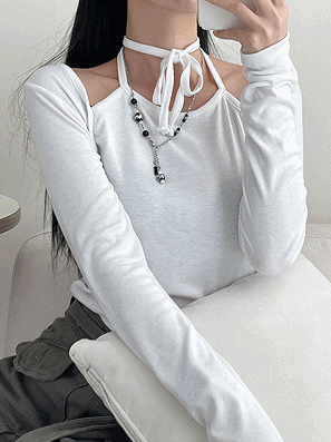 【獨特魅力!】繞頸綁帶露鎖骨T恤<KR> - IKIMSTORE