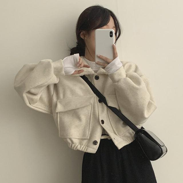 【現貨黑/白】毛絨翻領短款工裝毛呢夾克 - IKIMSTORE