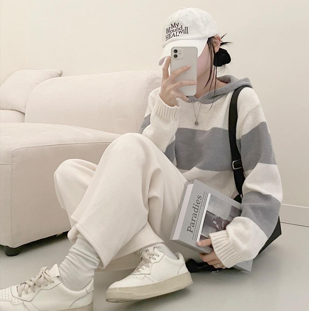 條紋短款連帽針織衫 - IKIMSTORE