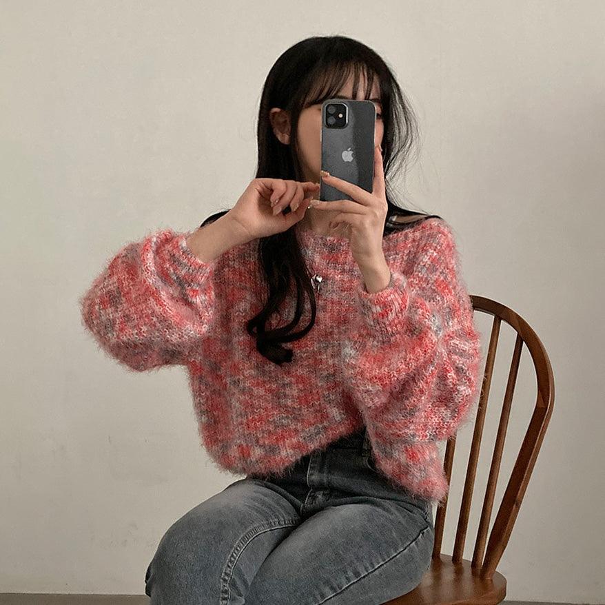 【現貨黑❣️年末Look】漸變色鎖骨船領針織上衣 - IKIMSTORE