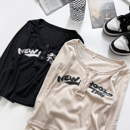 刻字鈕扣羅紋短款T恤(2color) - IKIMSTORE