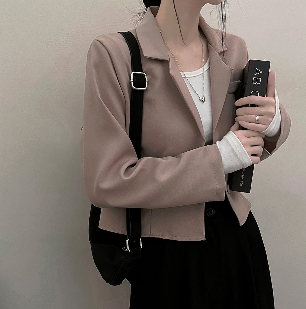 韓製短款西裝外套