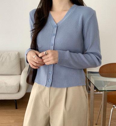 【現貨】修身V領坑紋針織開衫 <KR> - IKIMSTORE