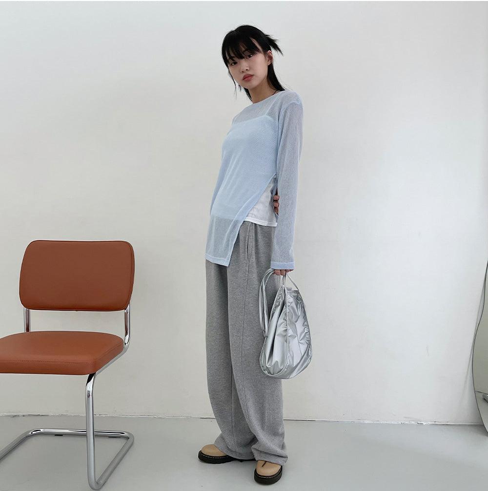 【現貨khaki】圓領開衩透膚長袖T恤<KR> - IKIMSTORE