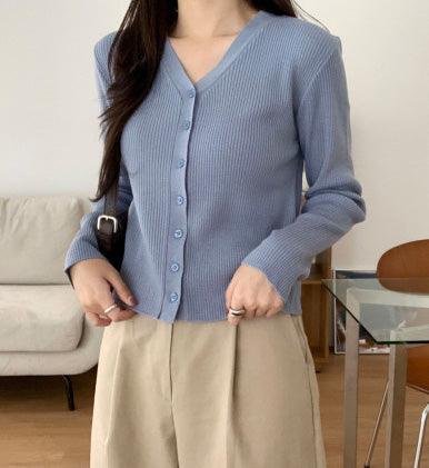 【現貨】修身V領坑紋針織開衫 <KR> - IKIMSTORE