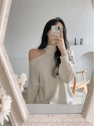 【現貨米、黑】❄️冬日露肩針織衫 - IKIMSTORE